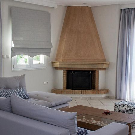 Luxury Seaview Apartment By The Sea Saronida Ngoại thất bức ảnh