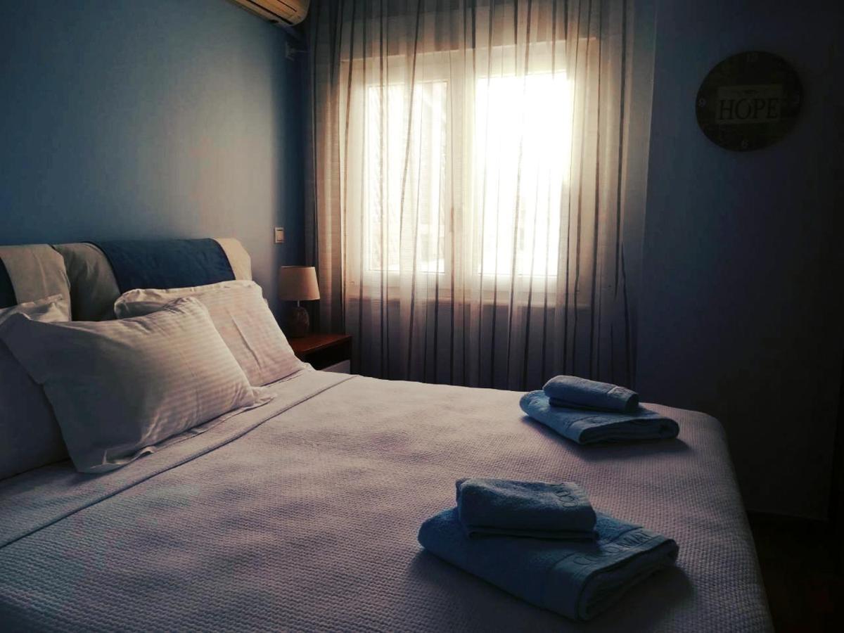 Luxury Seaview Apartment By The Sea Saronida Ngoại thất bức ảnh
